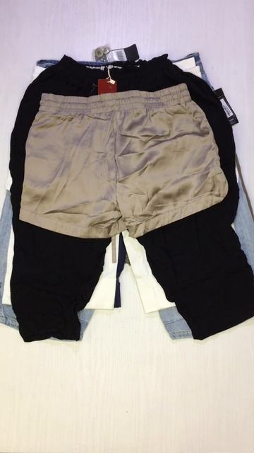 Акция! Одежда оптом. Лот 183. Шорты BRAND MIX. Цена 8,34 евро/кг. смотреть онлайн
