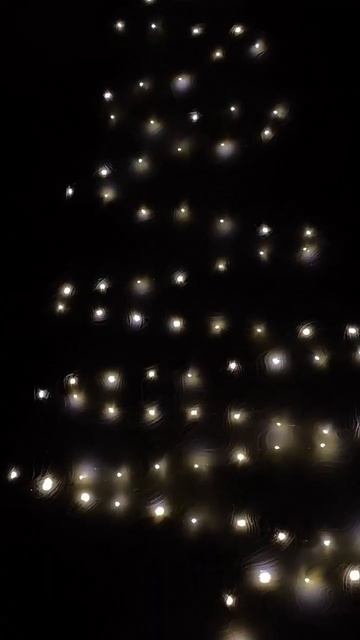 НОВОГОДНЯЯ ЕЛКА ИЗ ГИРЛЯНДЫ 🎄 берём 10 м гирлянду из ф? смотреть онлайн