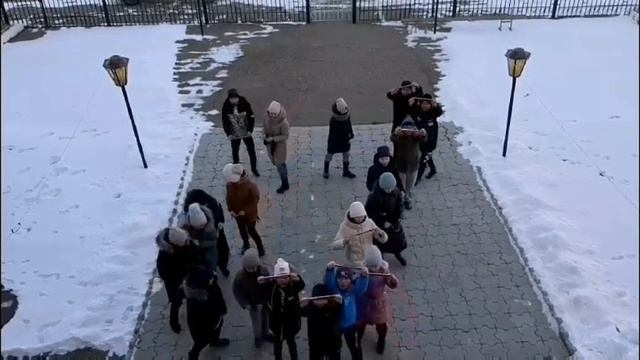 Акция #СвоихНеБросаем. Мы поддерживаем военнослужащи? смотреть онлайн