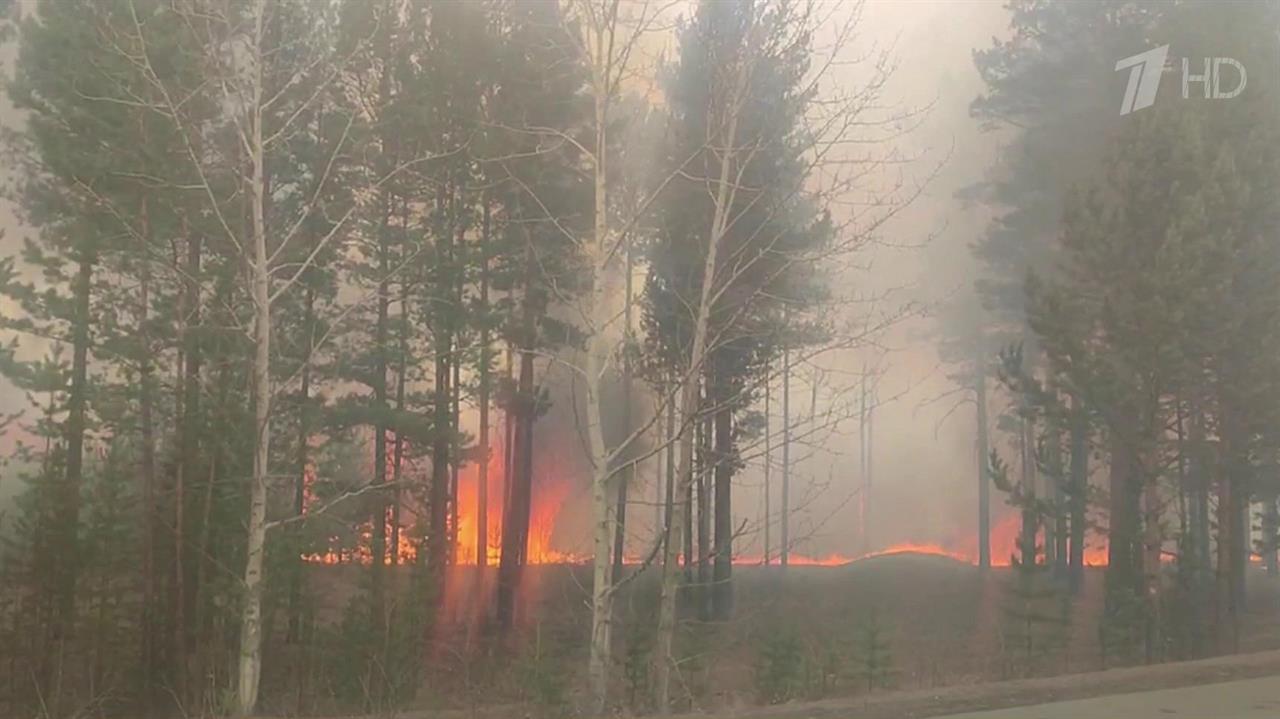 В Забайкалье крупные пожары угрожают населенным пунктам