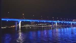 Вечерний Волгоград в День Победы 9 мая 2025 года с Волги
