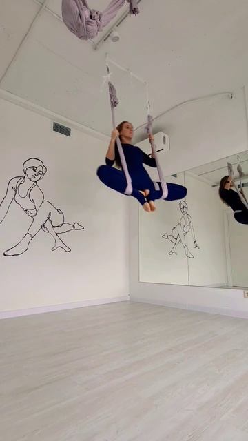 Обрыв из высокой бабочки в вис под крестец✨ #aeroyoga #гам? смотреть онлайн