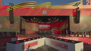 День Победы!
Солисты - Юрий Онуфриенко, Евгений Кириченко, Антон Виноградов