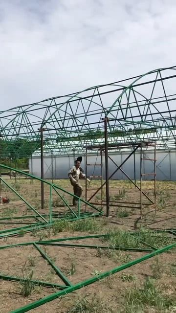 Варим теплицы #томатныйсок #construction #organicfarming #производс