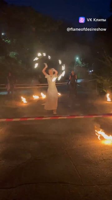 Группа ▲ Flame Of Desire _ Свет и тьма, черное и белое… Нижни? смотреть онлайн