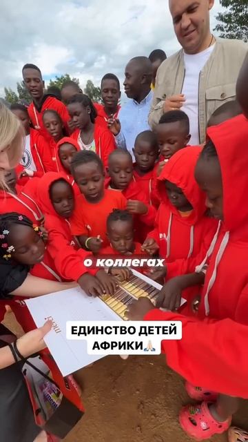 САМЫЙ ЩЕДРЫЙ НАЧАЛЬНИК В МИРЕ! Умар Кремлев  #news #новостироссии #умар #news #добро #подарок
