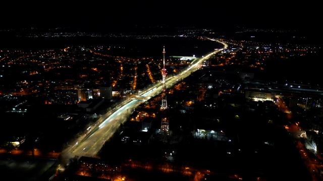 Кишинёв. Телецентр. Новогоднее освещение телебашни.