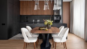 Идеальный баланс: роскошь мрамора и тепло дерева в современном интерьере.