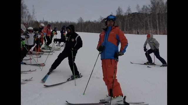 Поворот с прыжком через лин ската 11