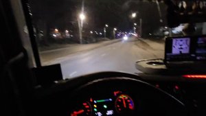 Замена ламп ближнего света. DAF LF. Предрейсовый ремонт. ?