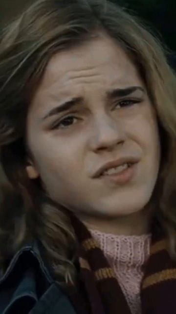 Роль Гермионы озвучивает Мирослава Медовая. Девочка 1 смотреть онлайн