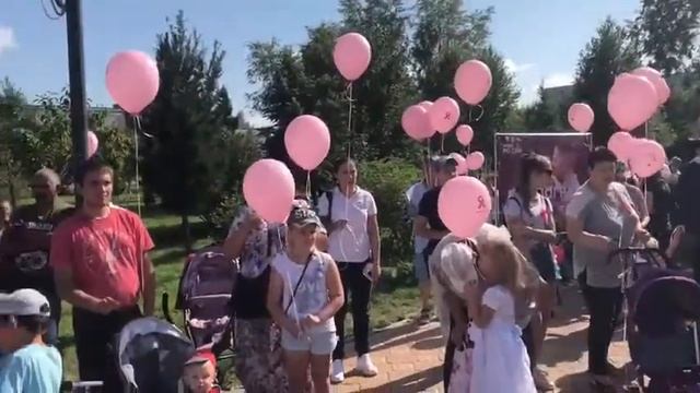 Торжественная акция «Розовая ленточка» в Преображенс