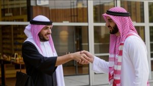 Армянин покупает у Араба машину, дом и золото