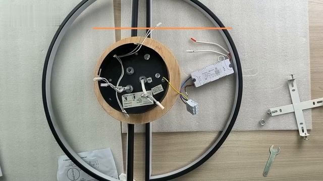 УПРАВЛЯЕМАЯ СВЕТОДИОДНАЯ ЛЮСТРА WOODY 75W 2PR ESLLSE Свет от А смотреть онлайн