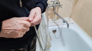 Если потёк душевой шланг, легко исправить. Ремонтируе?