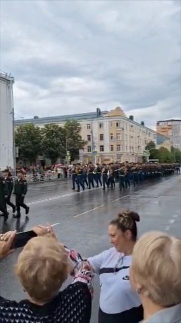 9 мая. День Победы в г. Майкоп (Адыгея). Прошел парад