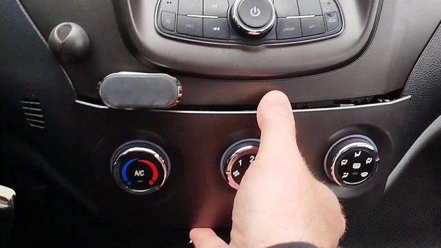 Geely Gc6 не работает обогрев заднего стекла и зеркал.2час?