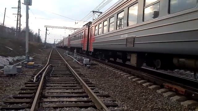 Электропоезд ЭД4М-0103 сообщением "Москва-Ярославская - Александров-1", станция Струнино, 9.04.2019