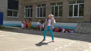 Хип-хоп от Элины на закрытии лагеря.