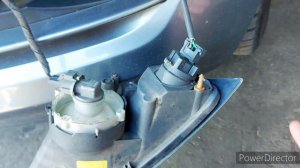 Как поменять лампочки поворотника и противотумнок на