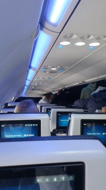 thank u for flying :) #airastana #airplane #airport #самолёт #самолёты #посадк смотреть онлайн