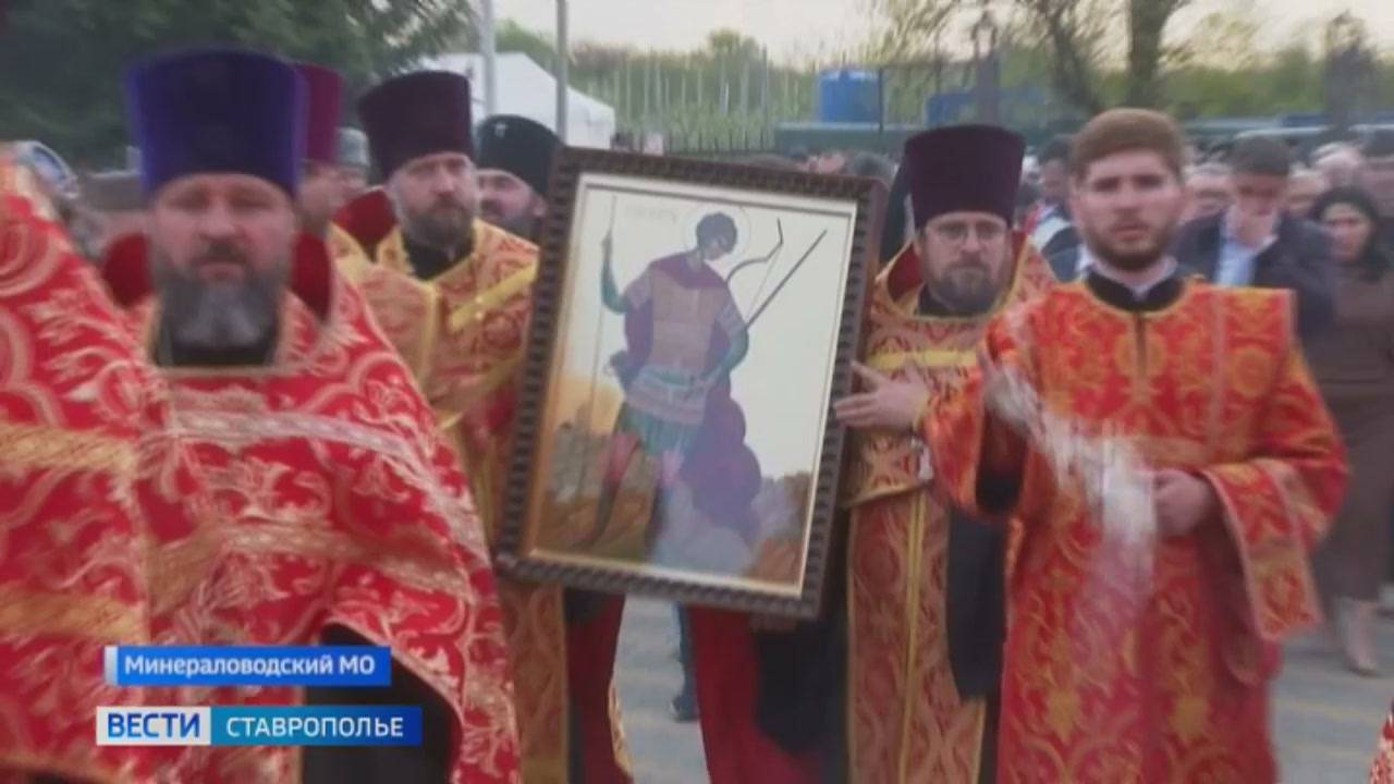 Икону Георгия Победоносца передали ставропольскому храму