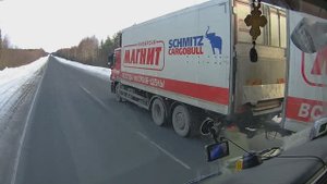Магнит Северо-Запад. Зима 2024-2025.
Макс Вертиго - Две полосы ; Полжизни за рулём.
