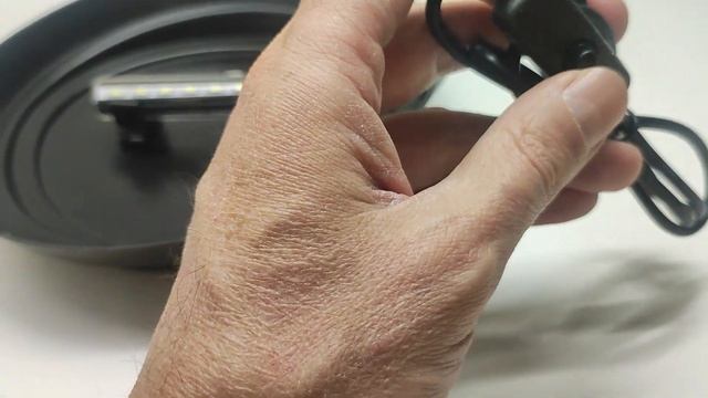 Крышка-светильник для круглого аквариума 10 литров и б? смотреть онлайн