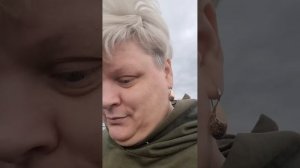 Бонифаций летает по огороду,🤣🤣🙈