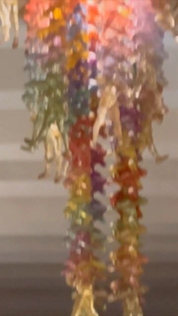 Невероятно! Люстра из человечков. Большой Каскад, Ерев смотреть онлайн