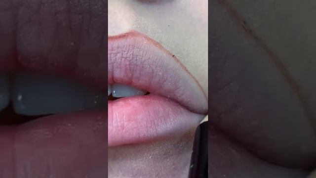 Истории из Тик Тока, с губами смотреть онлайн