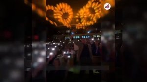 С праздником