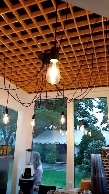 Жёлтый Грильято с лампочками #shorts смотреть онлайн