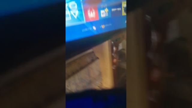 Что будет если вставить диск от PlayStation 2 в PlayStation 4??? смотреть онлайн