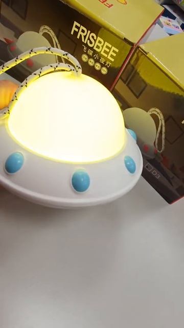 Светильник-ночник детский сенсорный "Летающая тарелк? смотреть онлайн