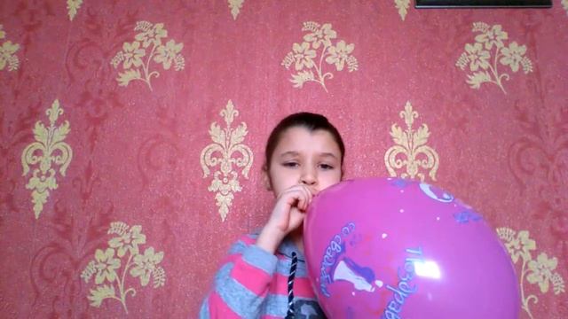 Експеремент . До скольких размеров надуются 6 шариков? Дорого VS  дешево