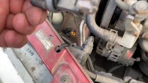 Hyundai Accent ЗАМЕНА ЛАМПОЧКИ ГАБАРИТНЫХ ОГНЕЙ