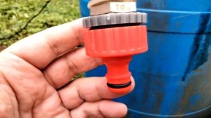 КАК СДЕЛАТЬ УСТАНОВКУ ПОЛИВА ОГОРОДА ИЗ БОЧКИ