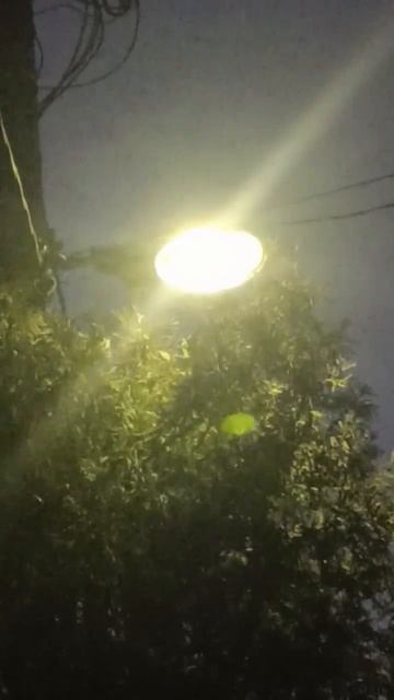 Світильник ORZ 7-2 з лампою ДРЛ в дії #вулиця #лампа #світи смотреть онлайн