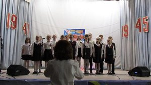 Хор младших классов рук. Никонова Н.В., конц. Загребина Ю.Н.