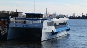 Прогулка на скоростном катамаране в Кронштадт