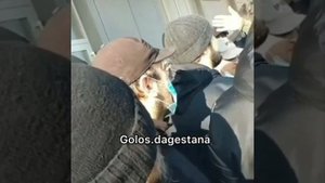 Жители посёлка Караман-2 вышли на акцию протеста из-за