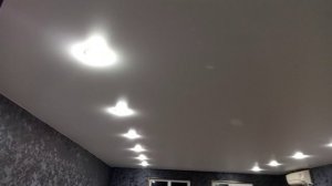 89023862167  30м2 обычный натяжной потолок.