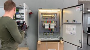 Как работает АВР 100А?