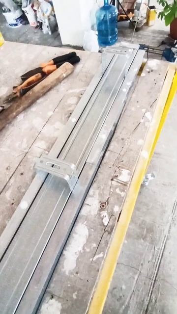 Трековый светильник | встроенный шинопровод #ремонт #с смотреть онлайн