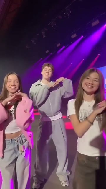 а тебе нравится эта песня пиши комм #подпишись #реки #р? смотреть онлайн