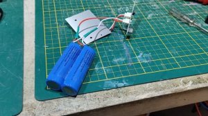 Доработка светильника на аккумуляторах 18650.