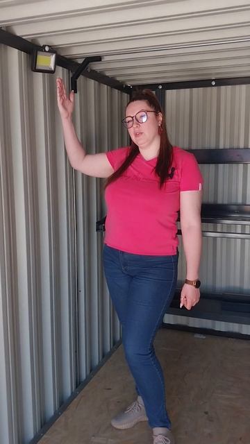 Освещение на солнечных батареях для контейнеров SKOGGY смотреть онлайн