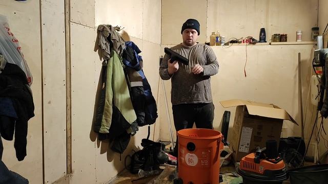 Промышленный пылесос Daewoo DAVC 6025S