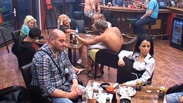 Спора между Боряна и Веселин Big Brother Family смотреть онлайн